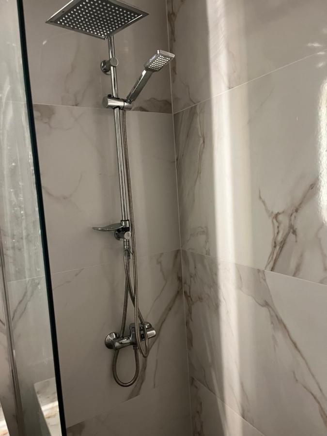 Sissy Apartment Кьятон Экстерьер фото